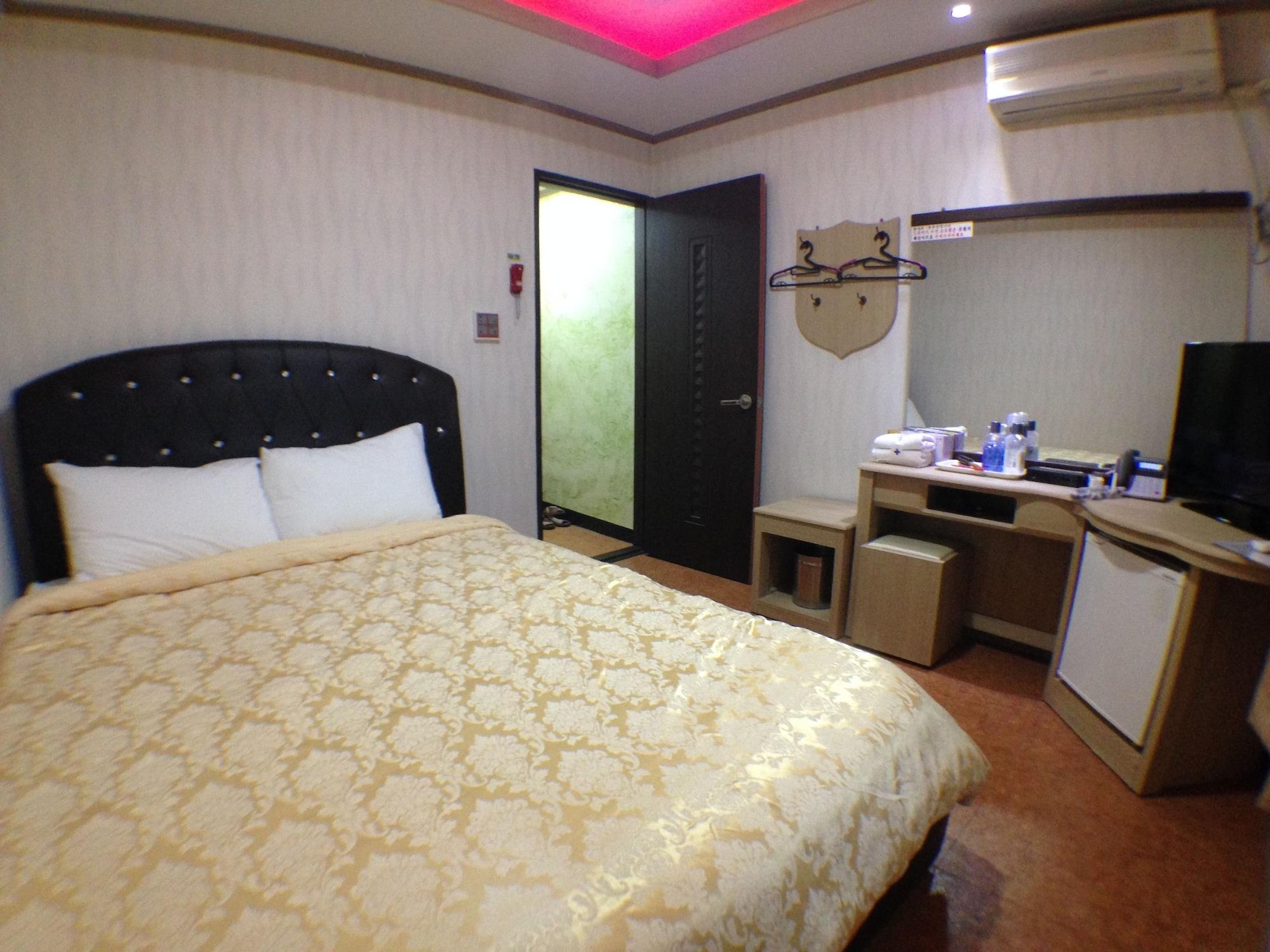 Suanbo Saipan Hot Spring Hotel Chungju Extérieur photo