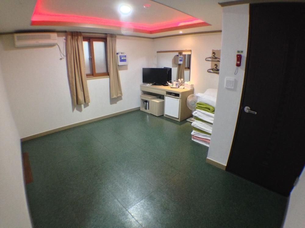 Suanbo Saipan Hot Spring Hotel Chungju Extérieur photo