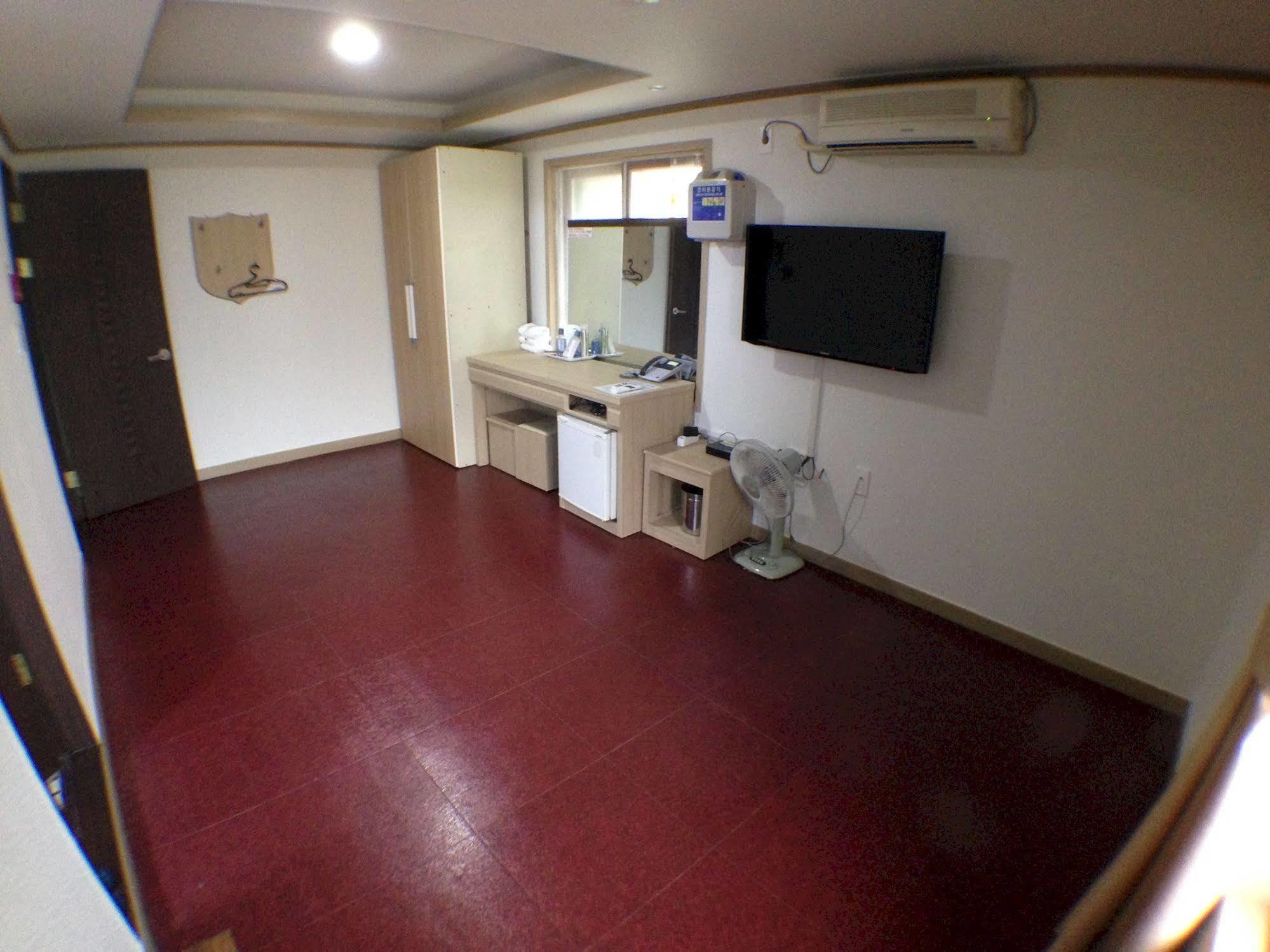 Suanbo Saipan Hot Spring Hotel Chungju Extérieur photo